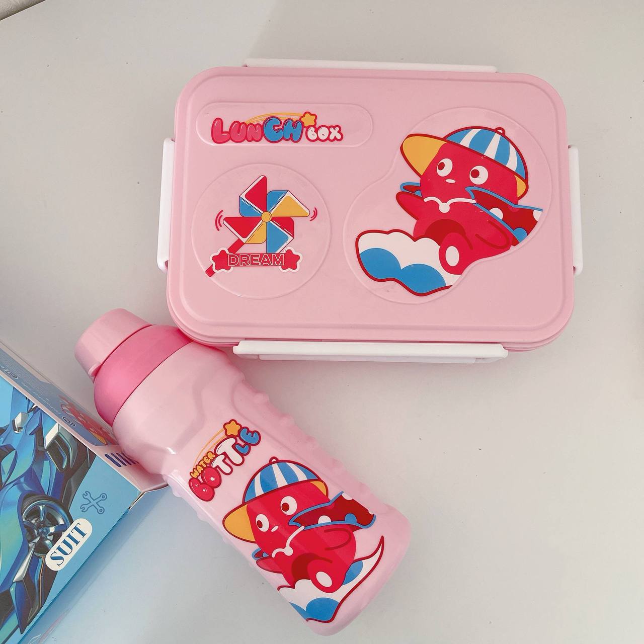 Water Bottle and lunch box set