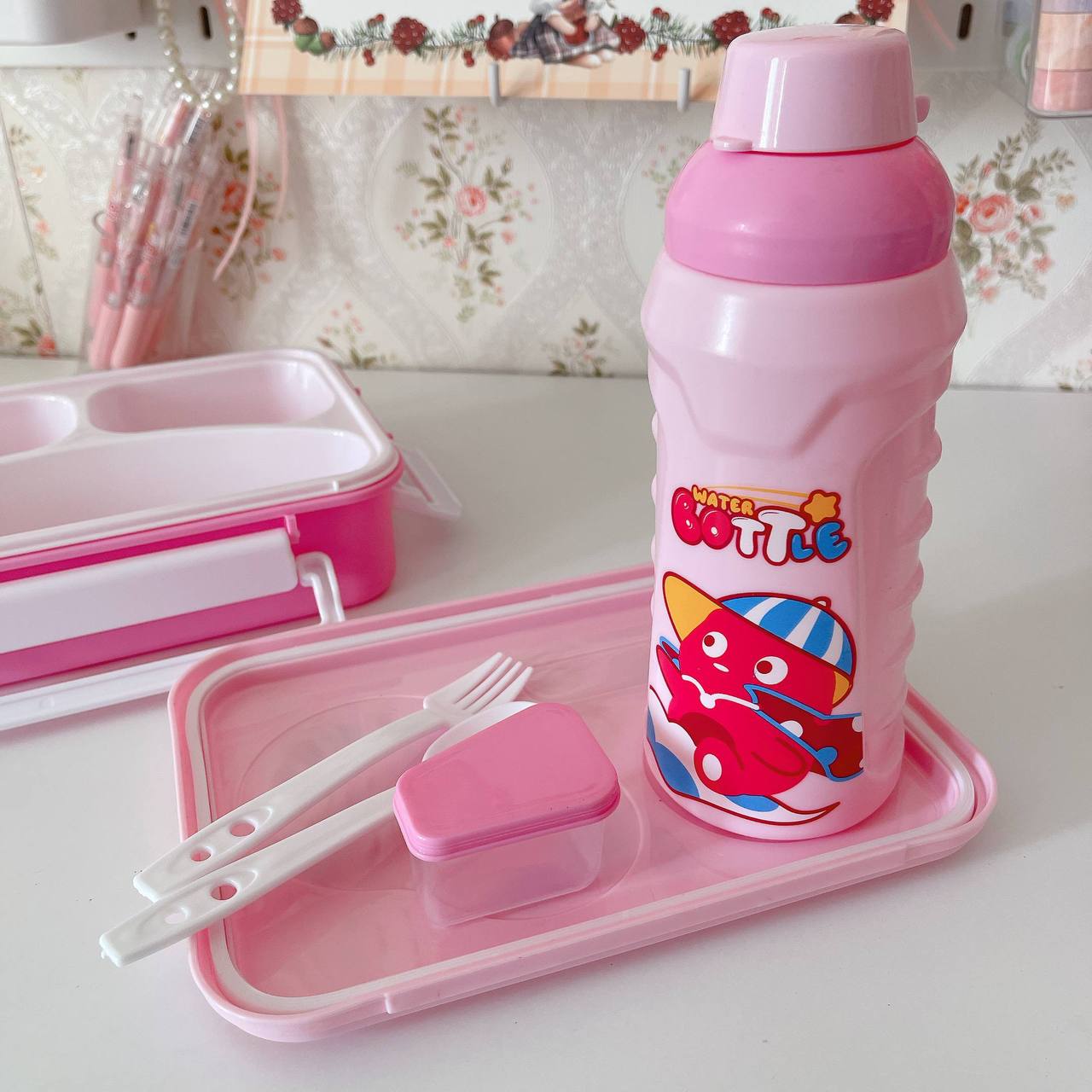 Water Bottle and lunch box set