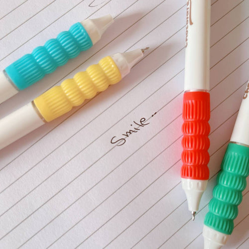 0.5mm pens, 4 pens in one packet